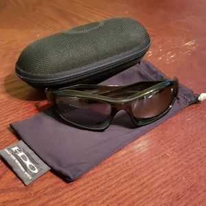 Oakley Monster Dog Sunglasses